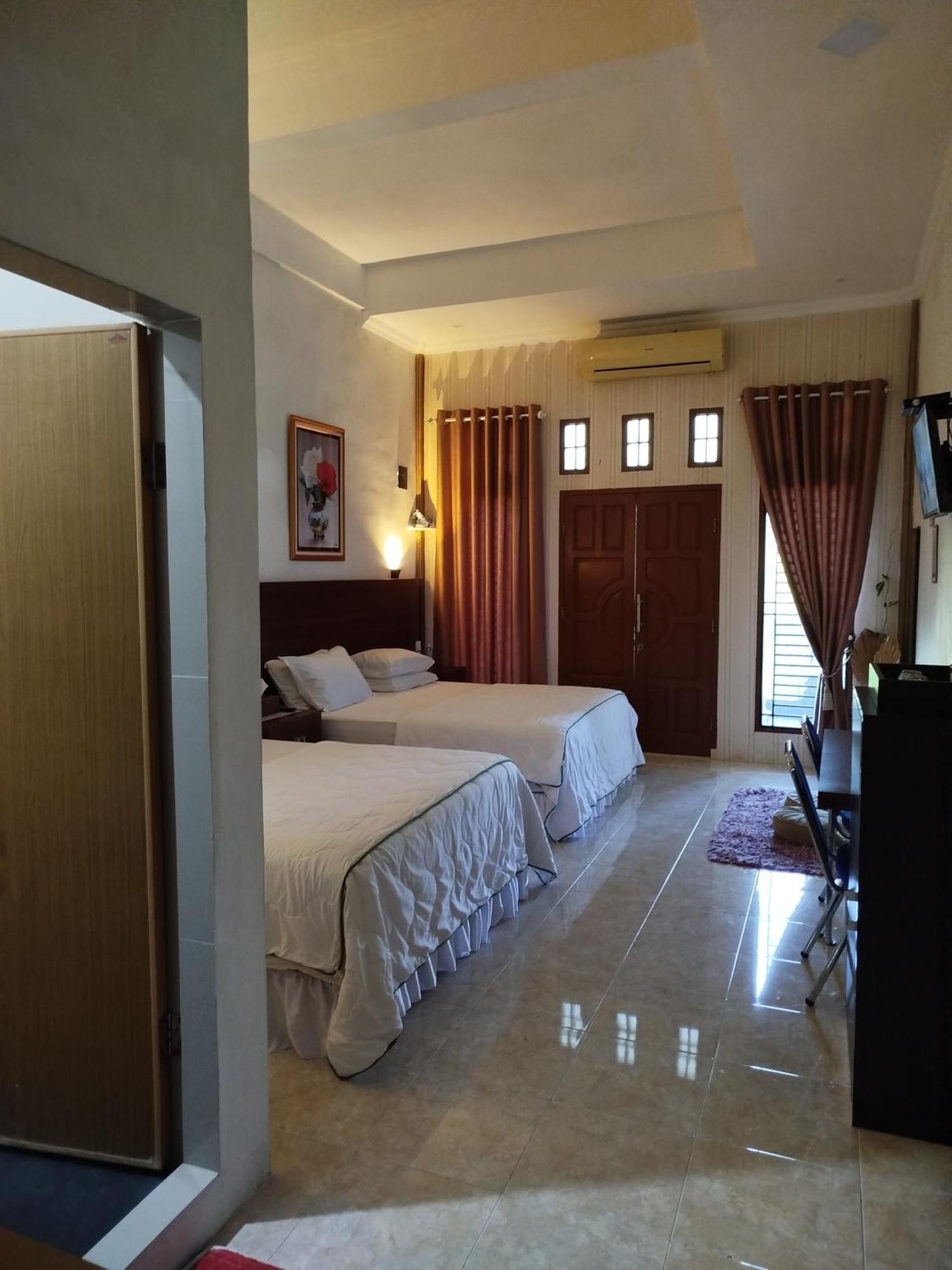Kana Hasya Homestay "Rumoh Jamee" Meulaboh Exterior foto