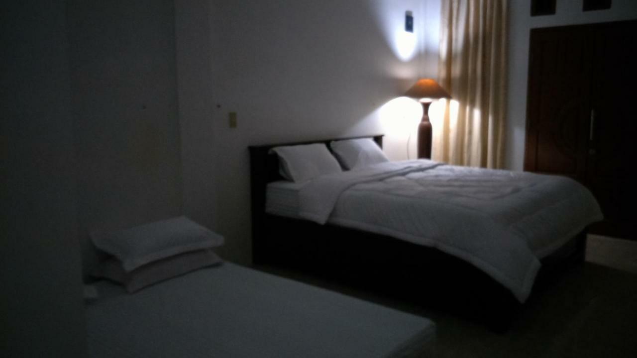 Kana Hasya Homestay "Rumoh Jamee" Meulaboh Exterior foto